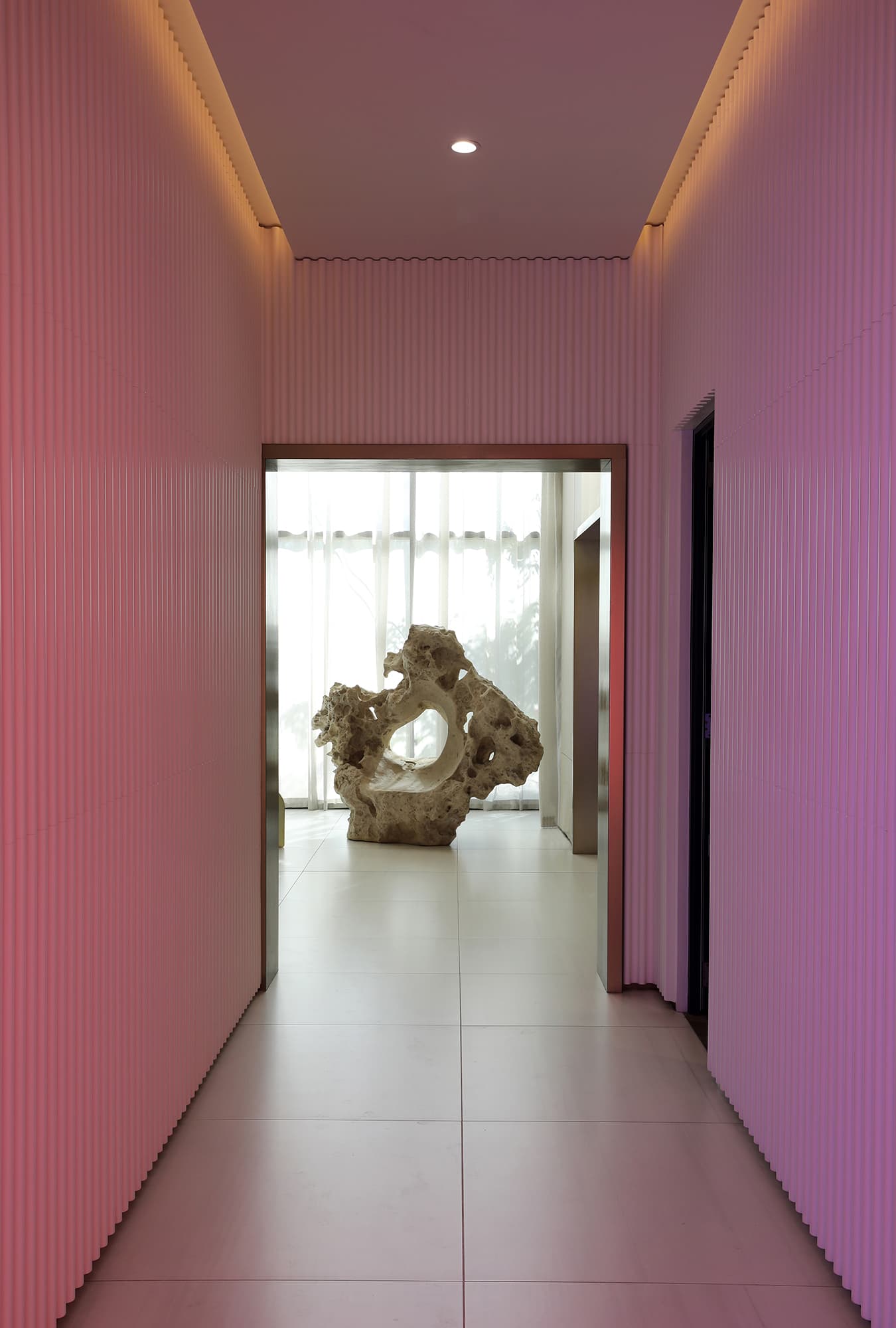 MONDRIAN Hallandale Beach photo 21